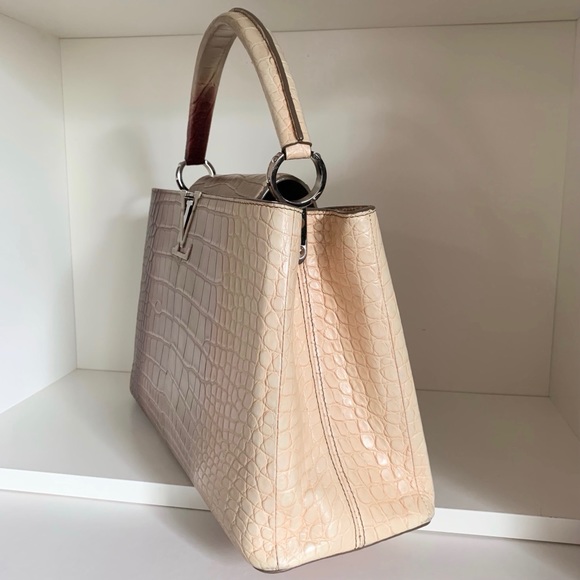 Louis Vuitton Capucines MM Alligator - Picture 8 of 16